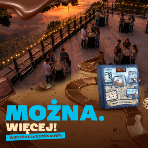 ludzie grający w planszówki przy stolikach na tarasie